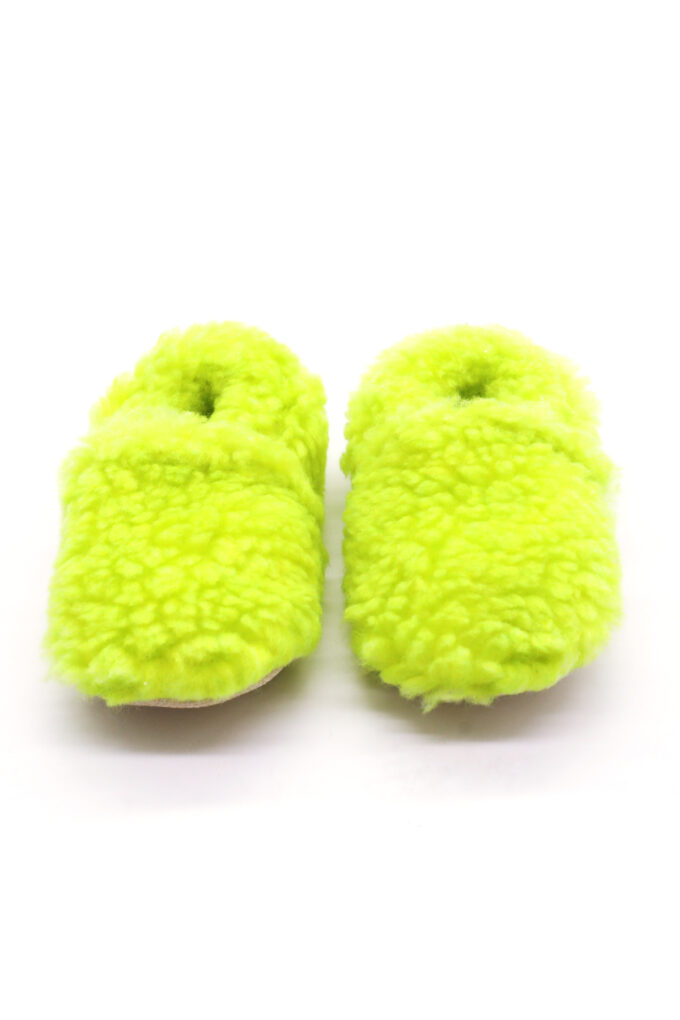 Teddy-Lime-ust-trendyol neon yeşil lime peluş kaydırmaz çocuk ev ayakkabısı