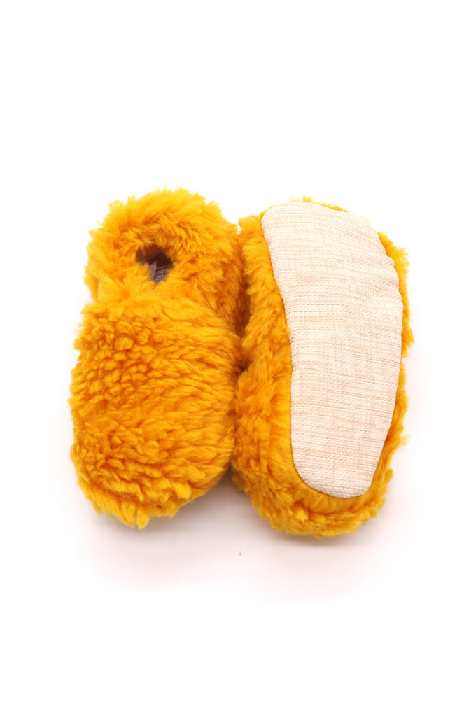 Teddy-Mango-Taban-trendyol Mango peluş kaydırmaz çocuk ev ayakkabısı