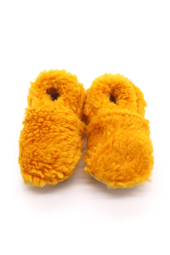 Teddy-Mango-ust-trendyol Mango peluş kaydırmaz çocuk ev ayakkabısı