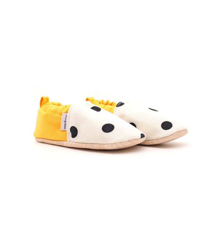morgedan-yellow-dots-capraz-keyifbebesi-beyaz Morgedan Sarı Puantiye Pamuklu Çocuk Ev Ayakkabısı